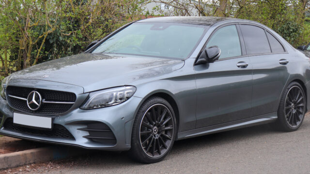 2020_Mercedes-Benz_C300_AMG_Line_Night_Edition_Premium_2.0_Front